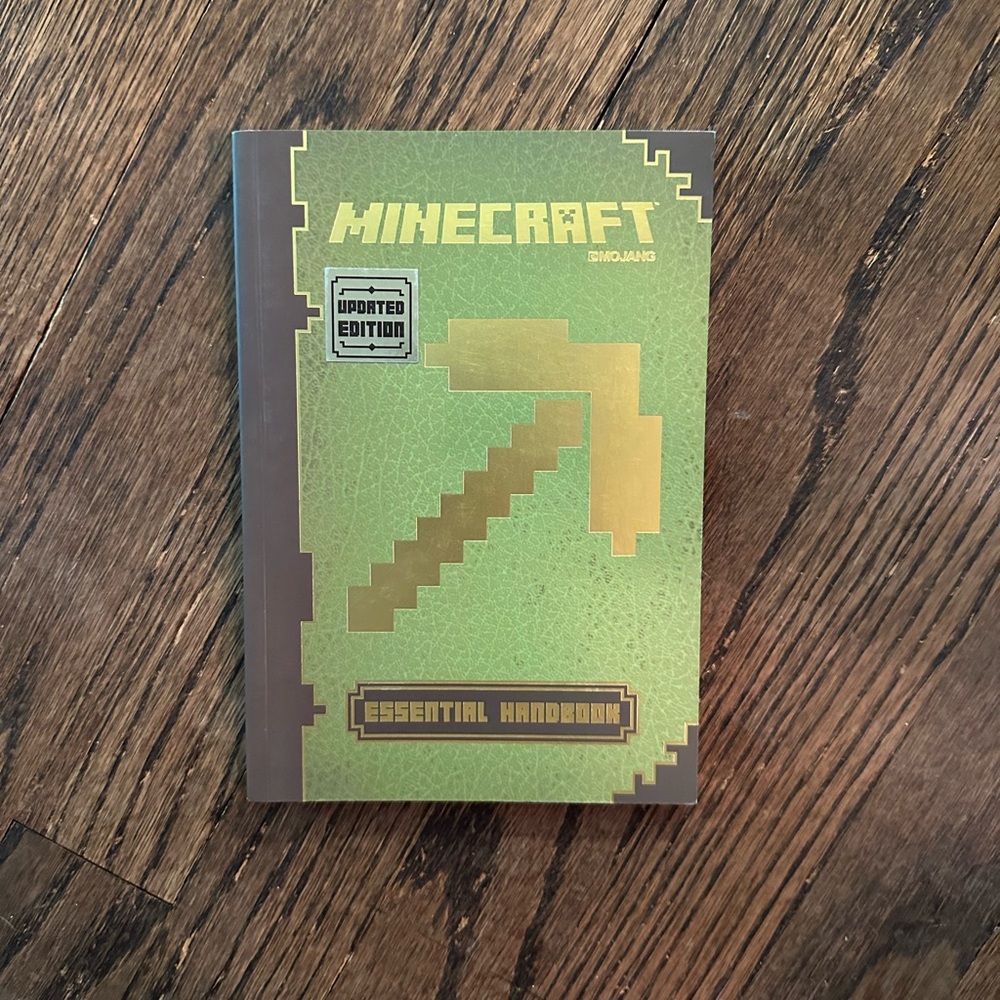 Minecraft essential handbook